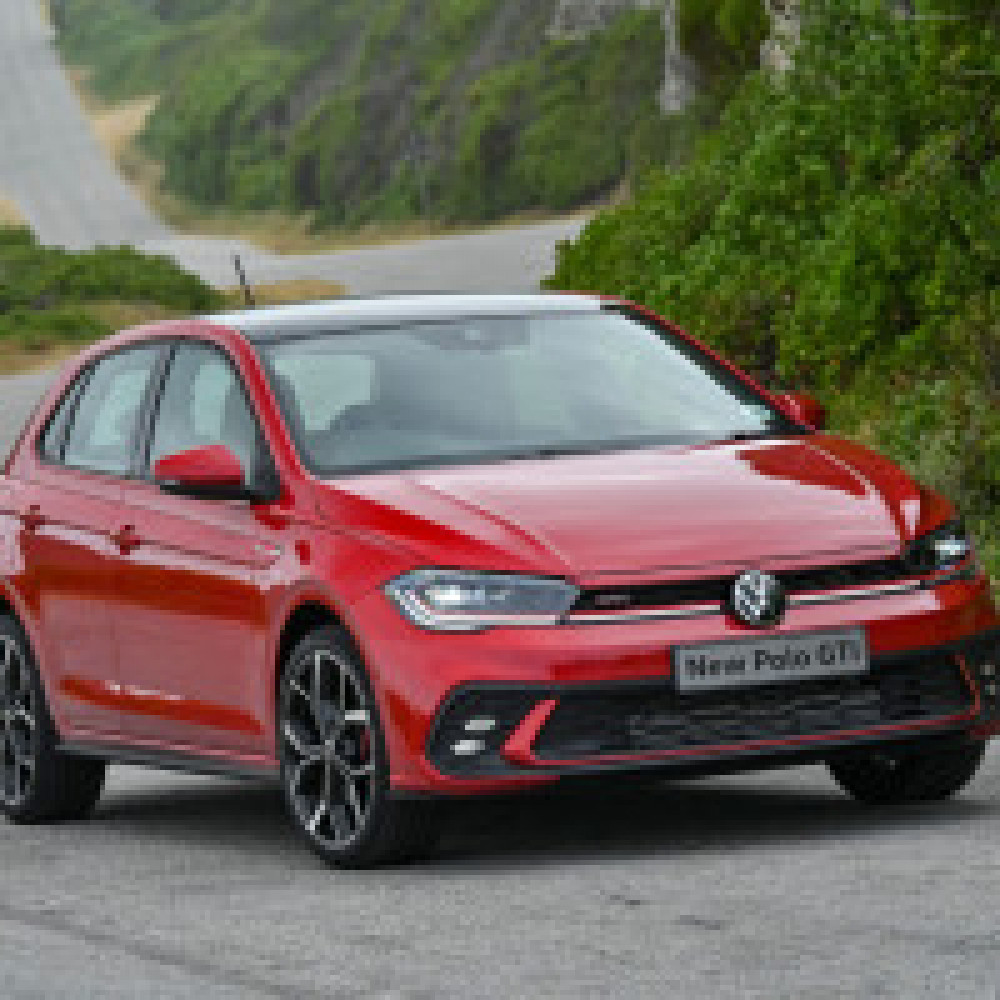 launch-drive-face-lifted-volkswagen-polo-range