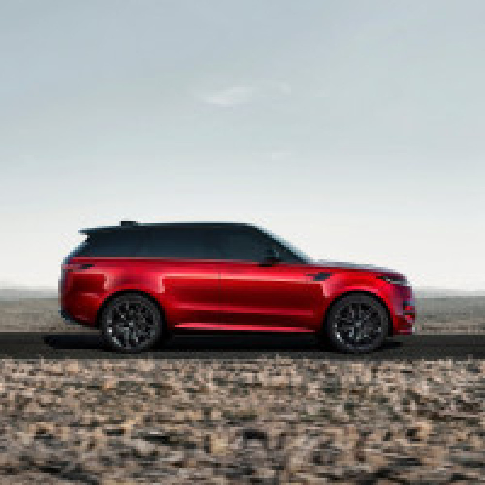 we-got-to-preview-the-new-range-rover-sport-2