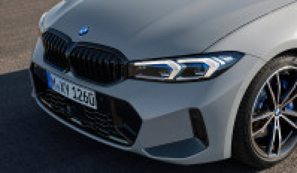 2023-bmw-3-series-lci-hits-mzansi-2