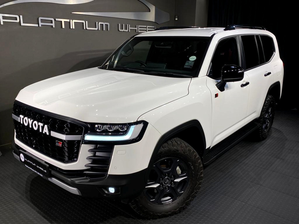 TOYOTA LANDCRUISER 300 V6 3.3D GR-S, image 2