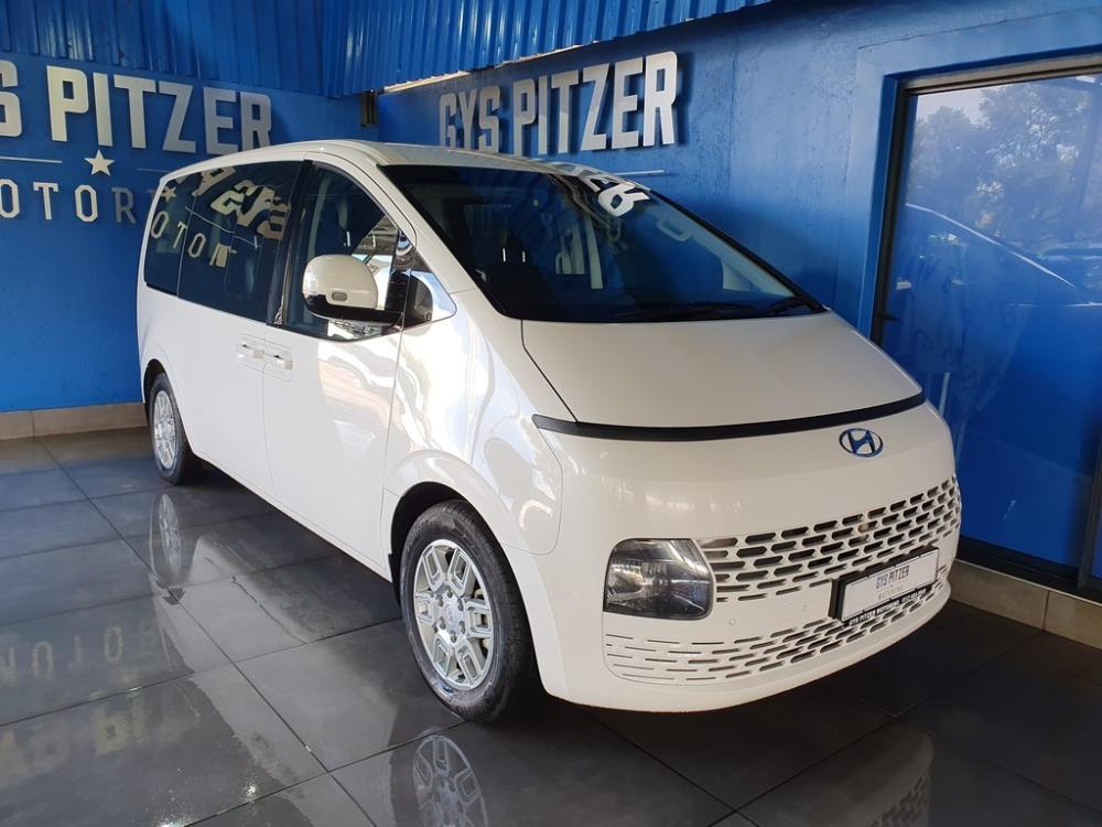 Hyundai Staria R2.2 9str Executive Bus Auto, image 1