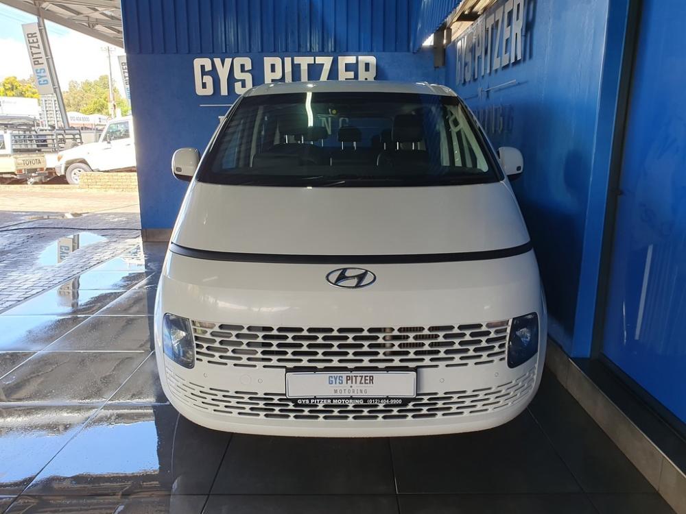 Hyundai Staria R2.2 9str Executive Bus Auto, image 2