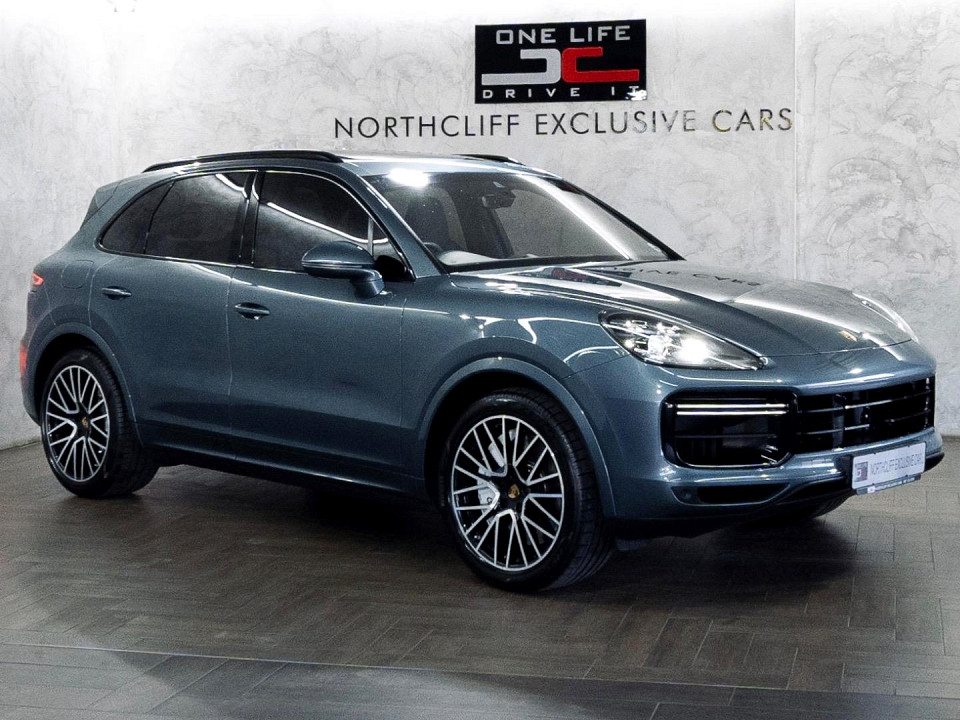 PORSCHE CAYENNE TURBO (E3), image 2