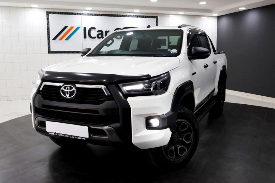 TOYOTA HILUX 2.8 GD-6 RB LEGEND A/T P/U D/C, image 1