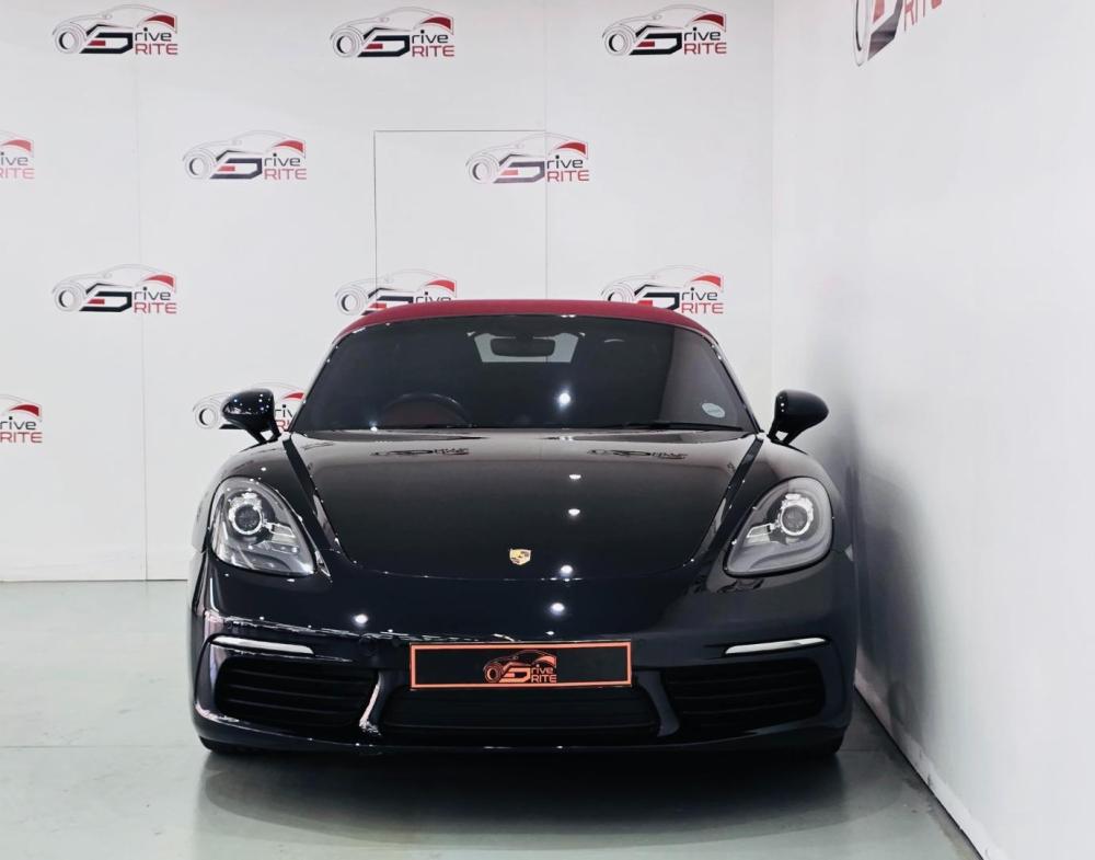 Porsche 718 Boxster S Auto, image 2