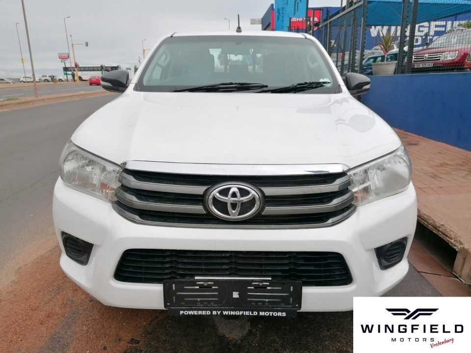 TOYOTA HILUX 2.4 GD-6 SRX 4X4 P/U D/C, image 2
