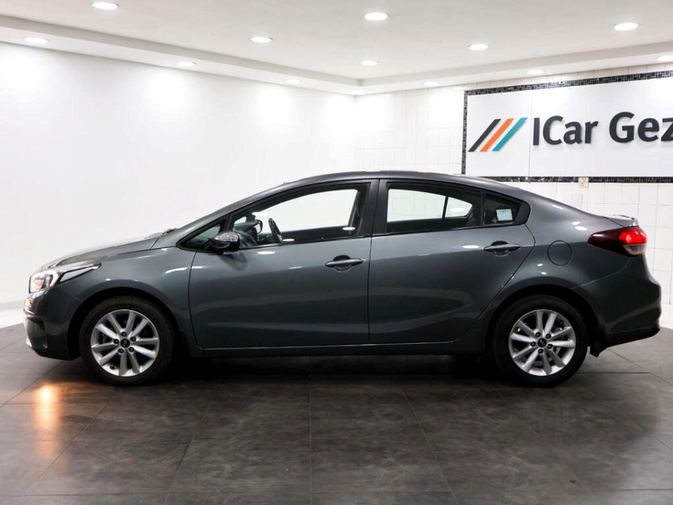 Kia Cerato hatch 1.6 EX, image 2