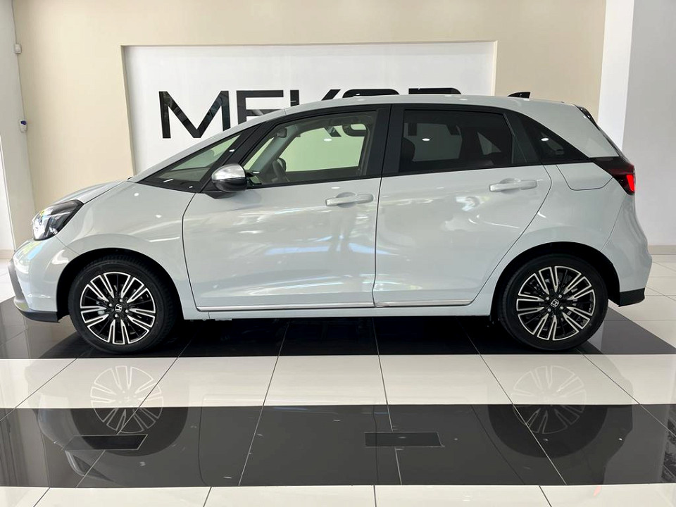 HONDA FIT 1.5 HYBRID E-CVT, image 2