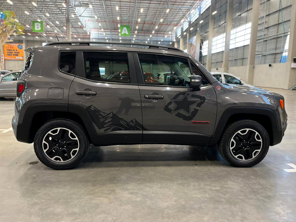 JEEP RENEGADE 2.4 TRAILHAWK A/T, image 2