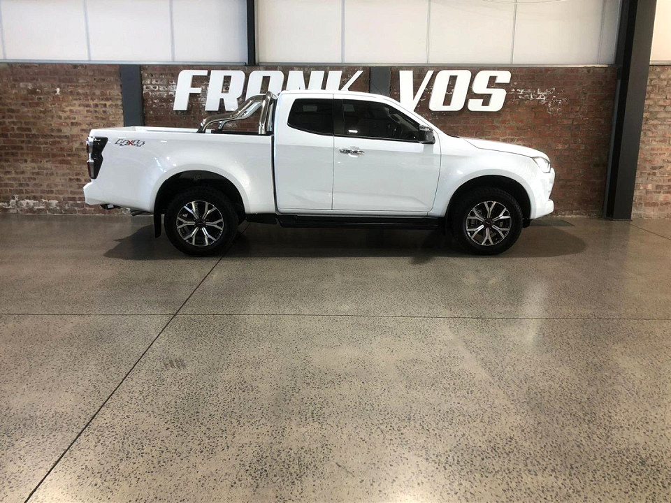 ISUZU D-MAX 3.0 Ddi LSE 4X4 A/T E/CAB, image 2