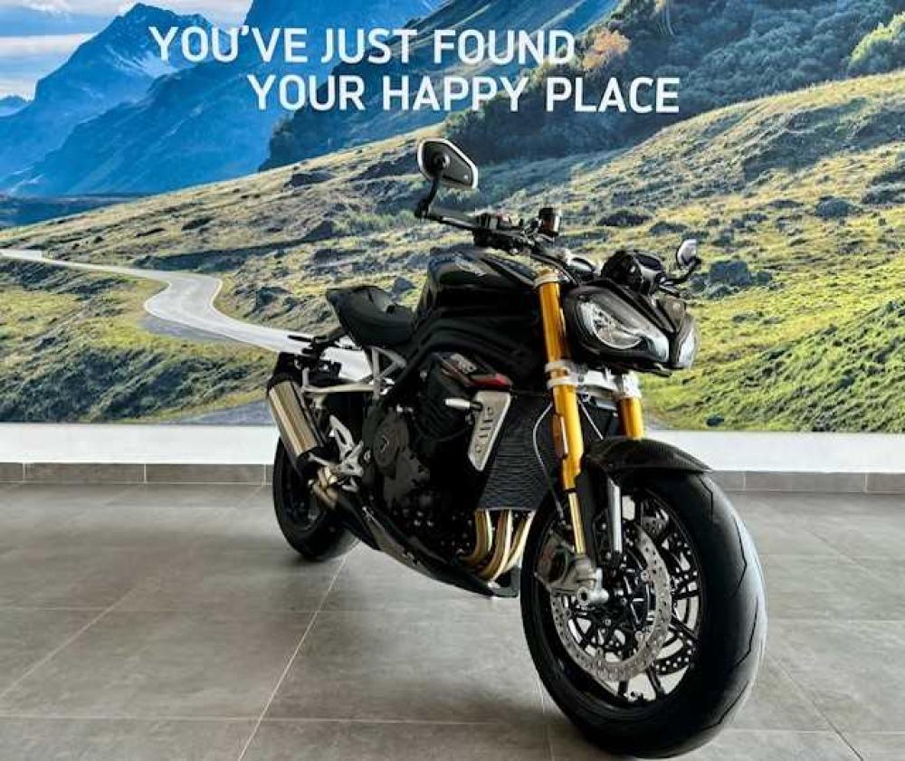 Triumph Speed Triple 1200 RS, image 2