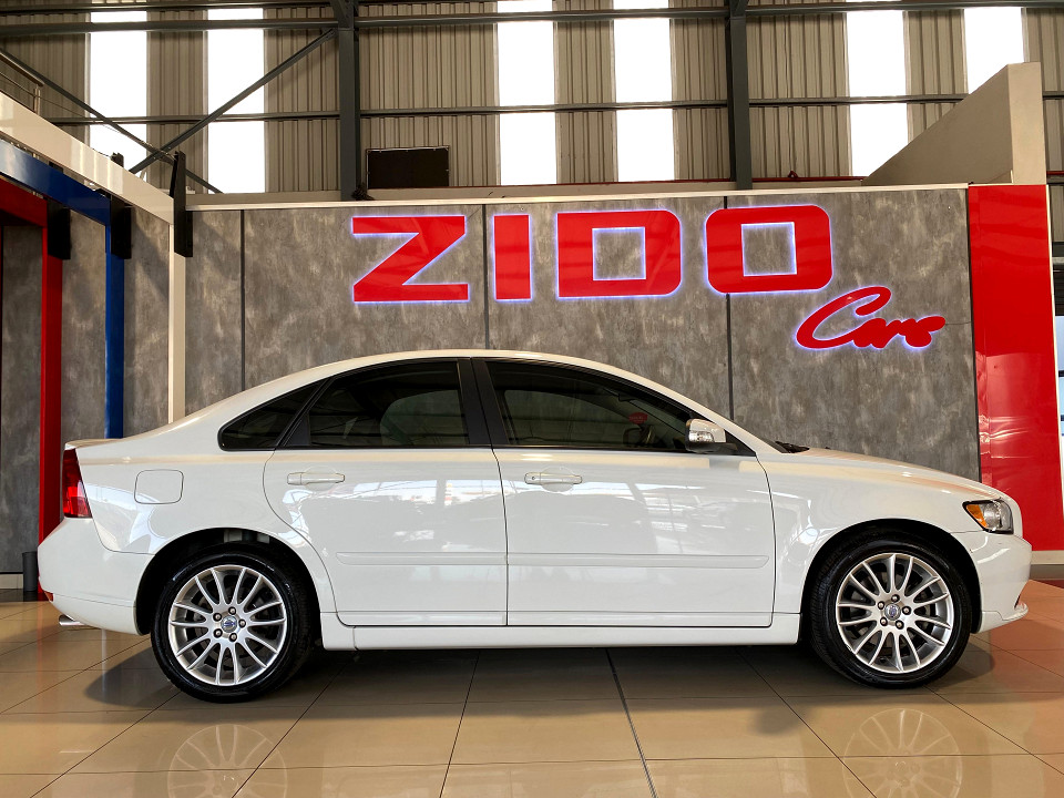 VOLVO S40 T5 A/T, image 2