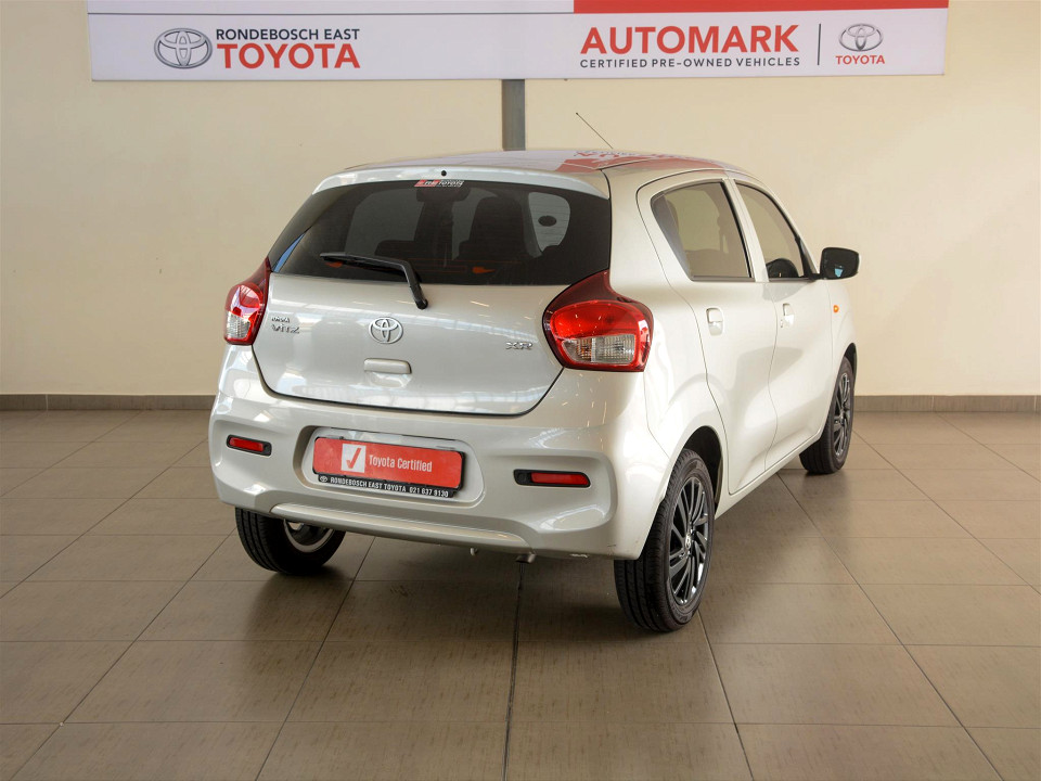TOYOTA VITZ 1.0 XR, image 2