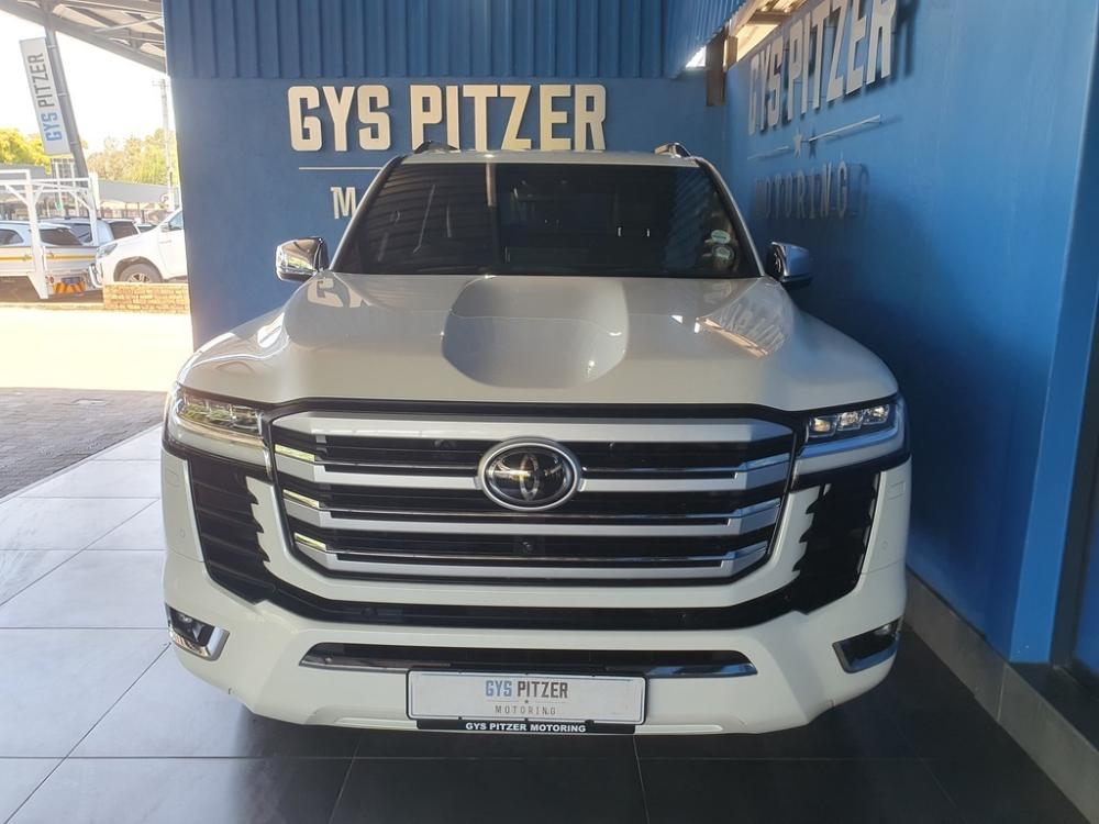 Toyota Land Cruiser 300 V6 3.5T ZX, image 2