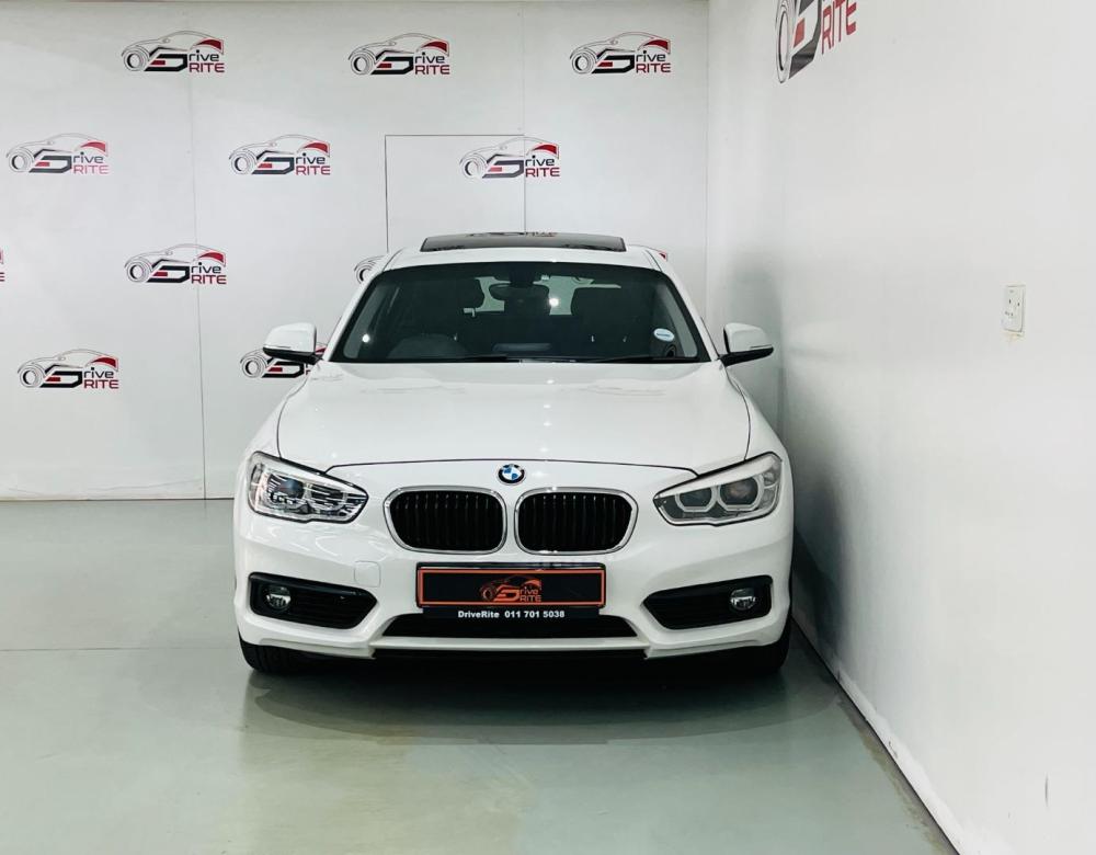 BMW 120i 5-door auto, image 2