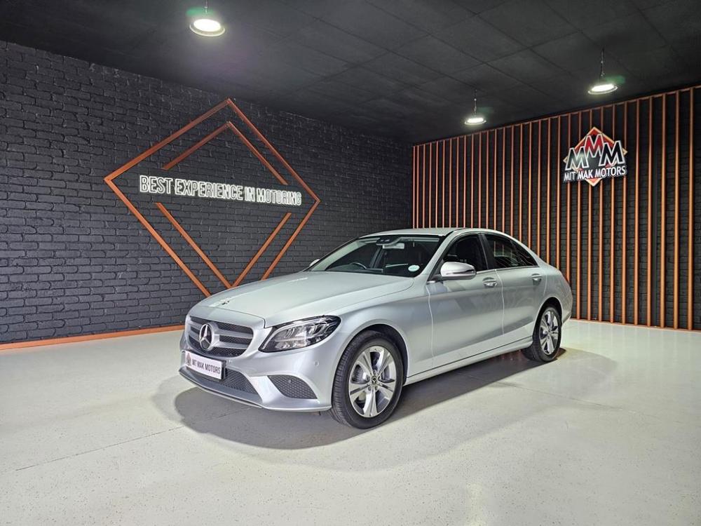 Mercedes-Benz C180 A/T, image 1