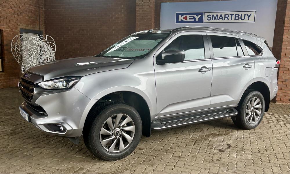 Isuzu mu-X 3.0 LSE 4X2, image 1