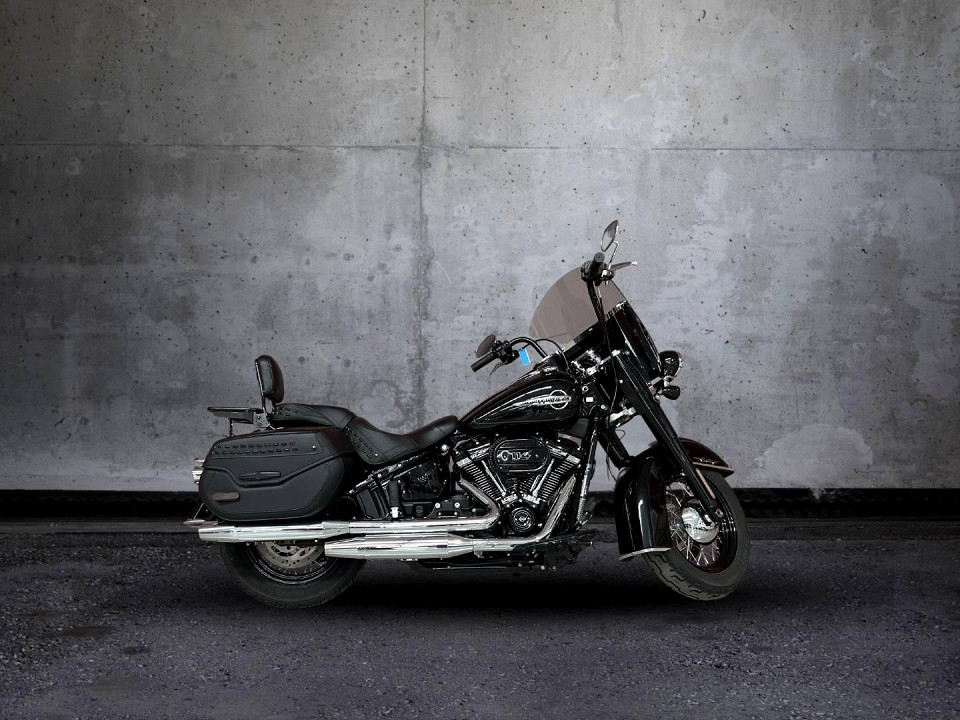 HARLEY DAVIDSON HERITAGE CLASSIC 114, image 1