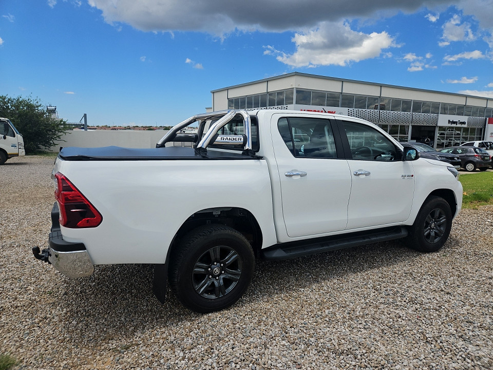 TOYOTA HILUX 2.8 GD-6 RB RAIDER A/T P/U D/C (MHEV), image 2