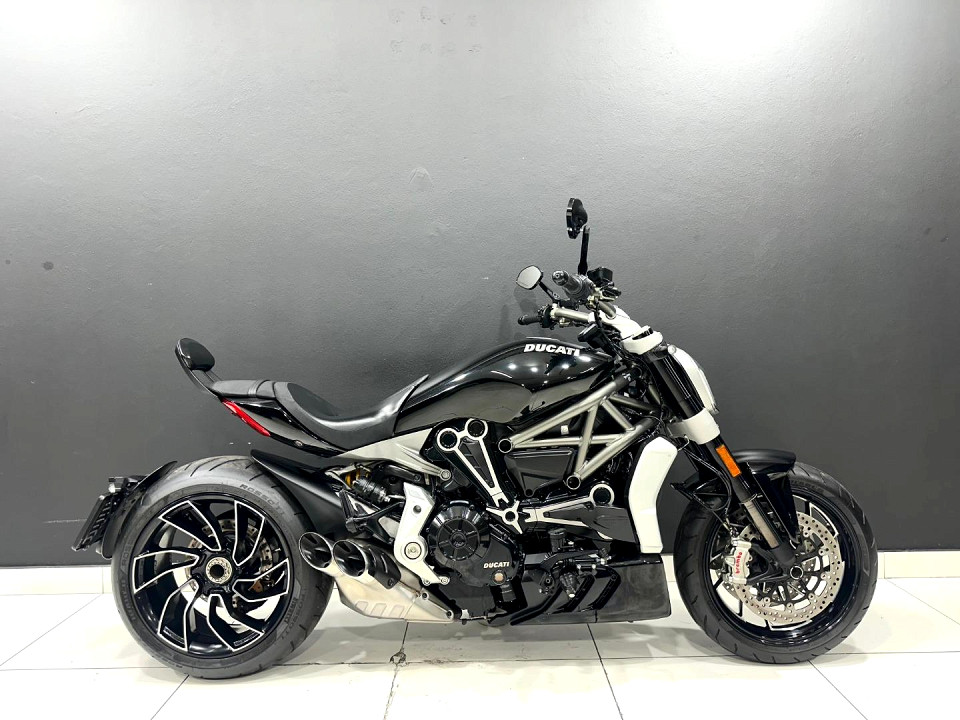 DUCATI S, image 2