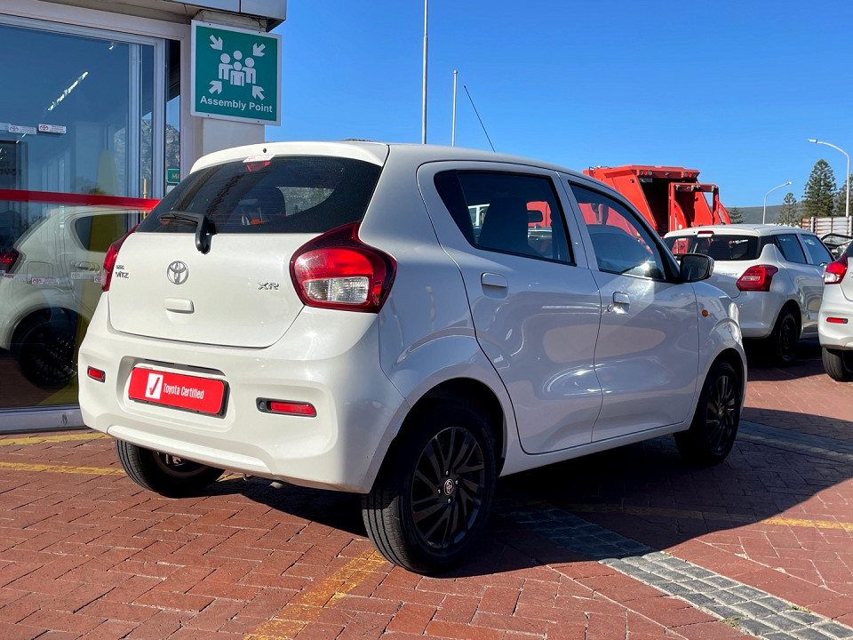 TOYOTA VITZ 1.0 XR, image 2