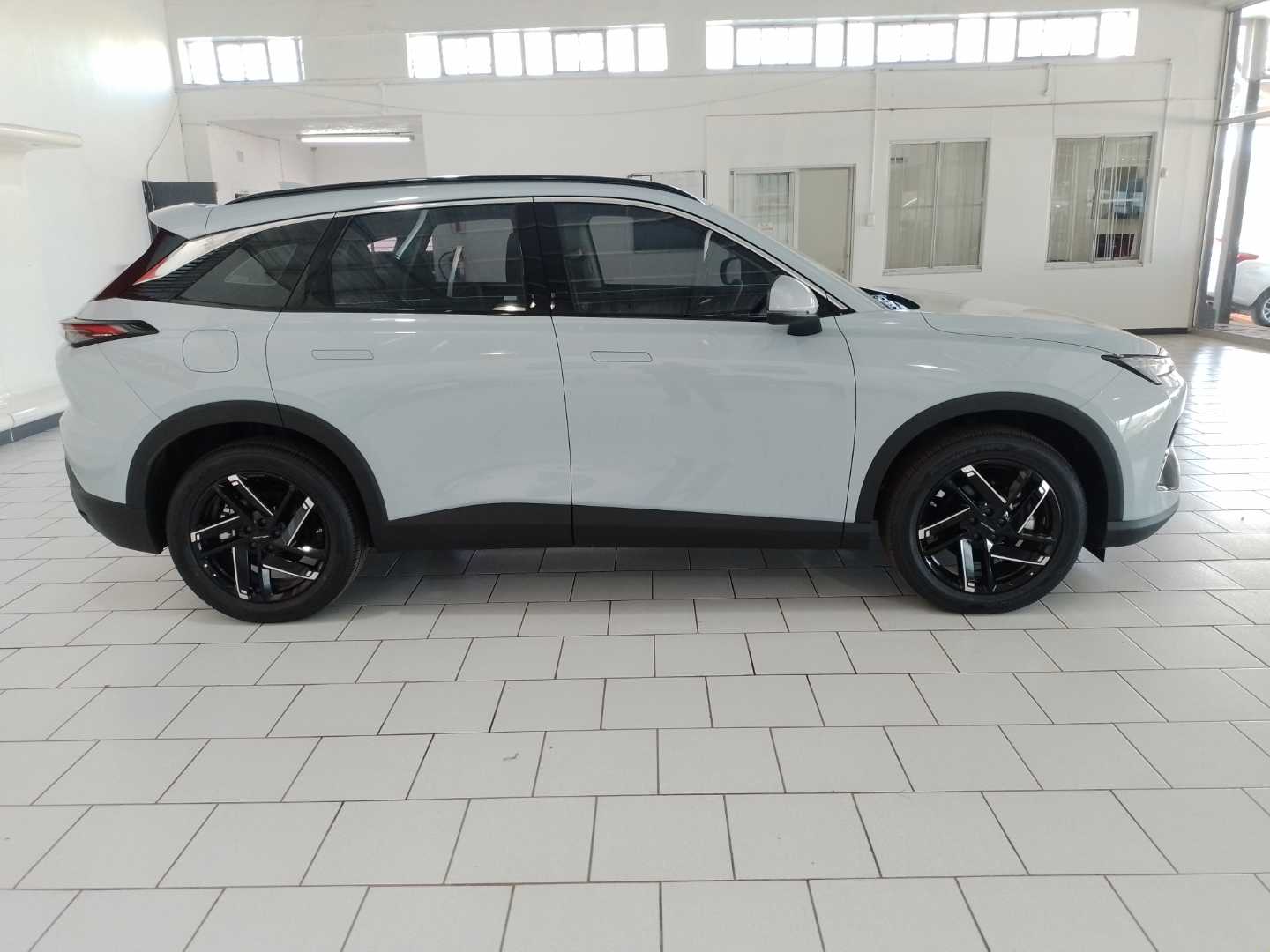 BAIC X55 1.5T ELITE A/T, image 2