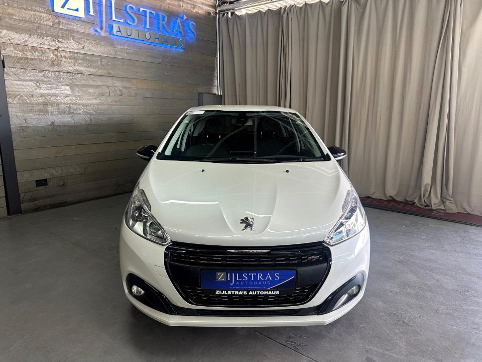 PEUGEOT 208 1.2T PURETECH GT LINE 5DR, image 2