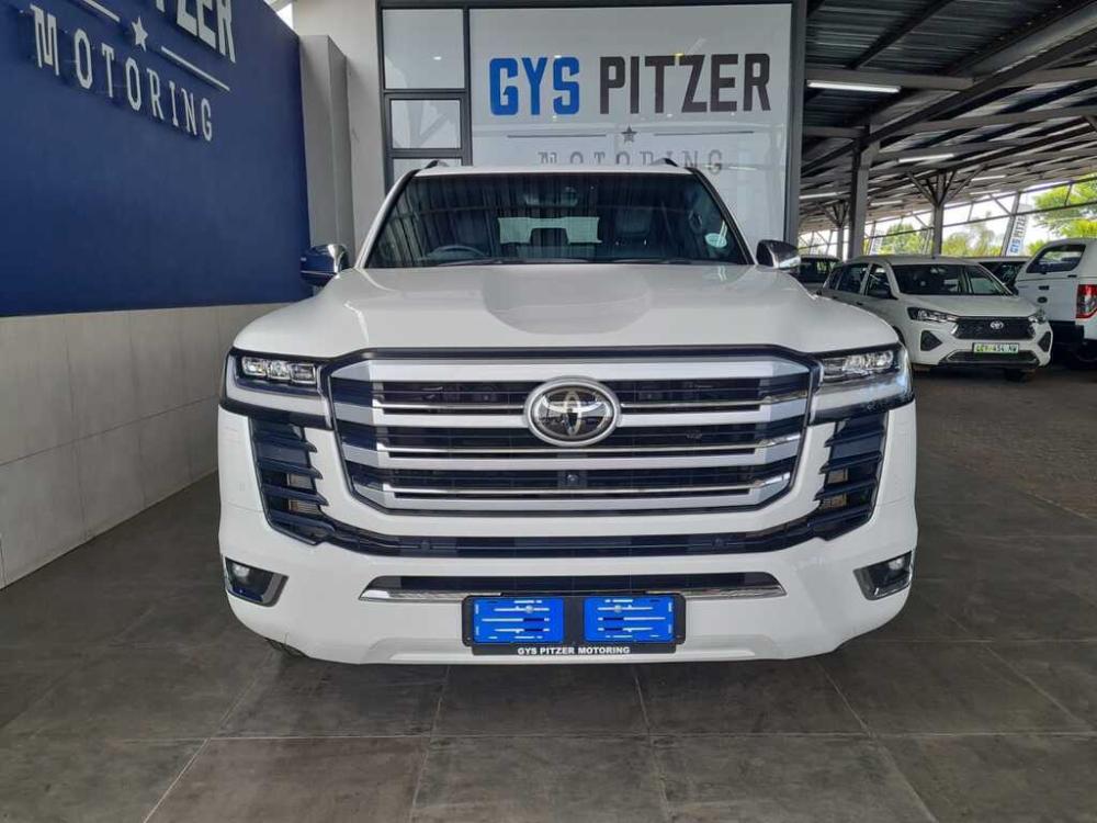 Toyota Land Cruiser 300 V6 3.5T ZX, image 2