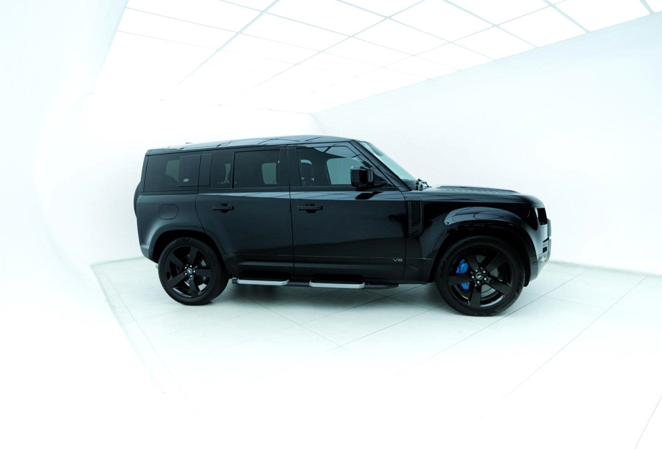 LAND ROVER DEFENDER 110 P525 V8 (386KW), image 2