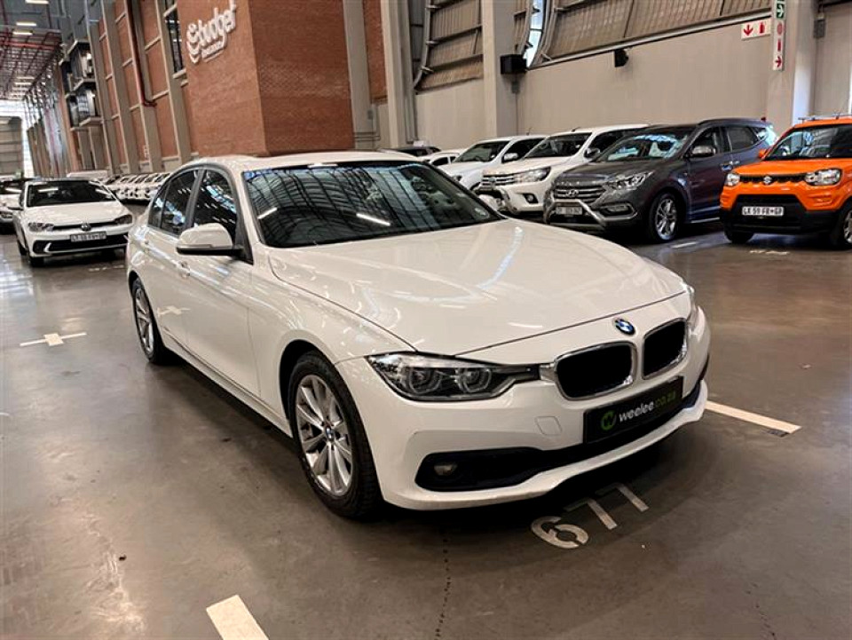 BMW 320i A/T (F30), image 1