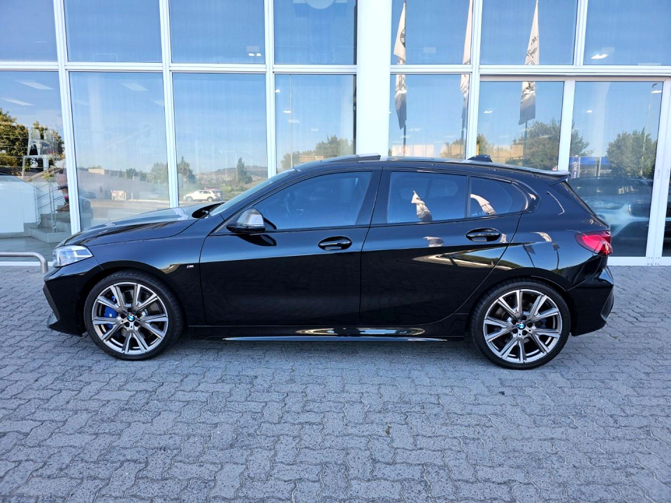 BMW M135i xDrive, image 2
