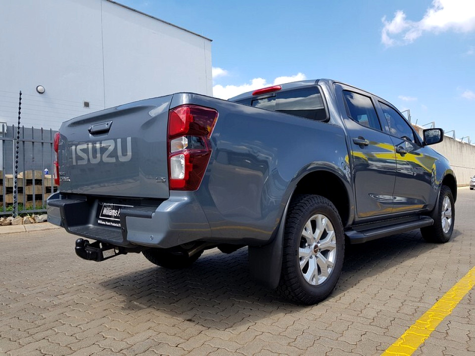 ISUZU D-MAX 1.9 Ddi HR LS A/T D/C P/U, image 2