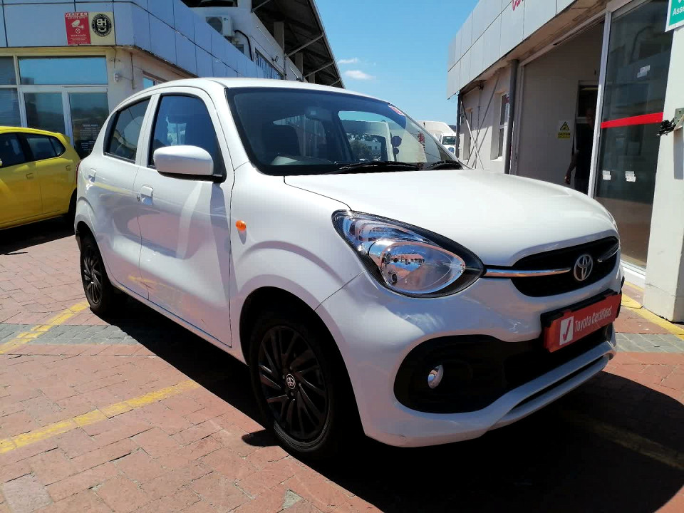TOYOTA VITZ 1.0 XR, image 1