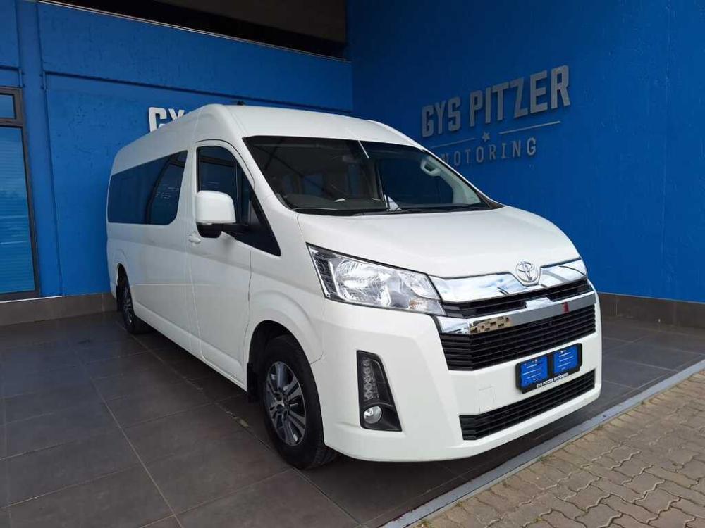 Toyota Quantum 2.8 SLWB bus 14-seater GL, image 1