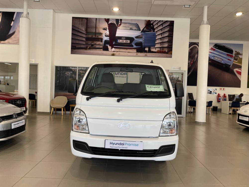 HYUNDAI H100 2.6D A/C F/C D/S, image 2