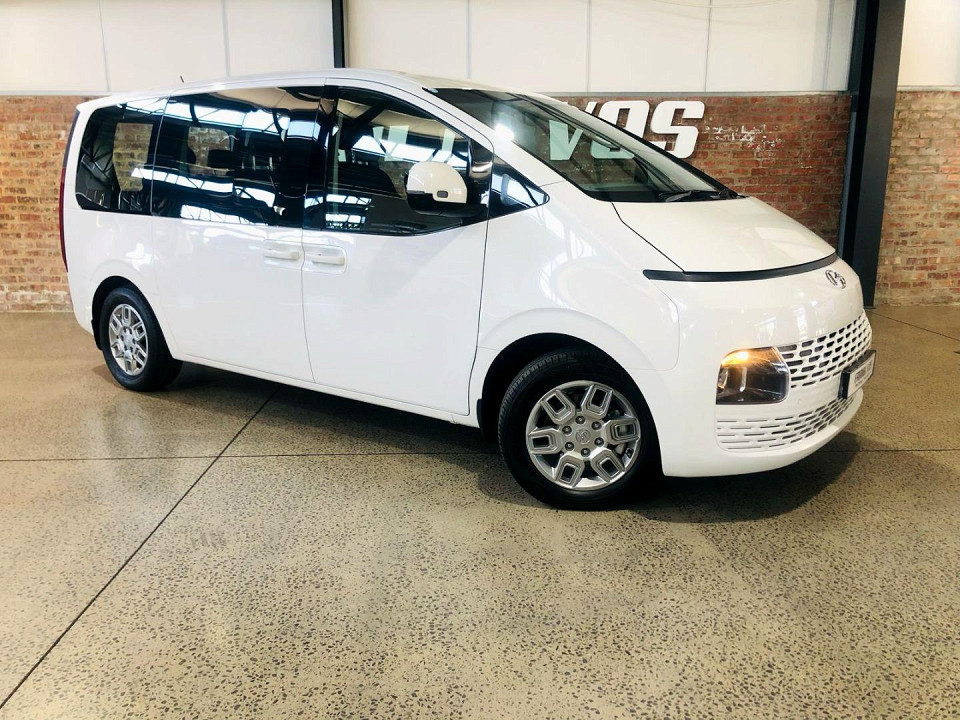 HYUNDAI STARIA 2.2D EXECUTIVE A/T , image 1