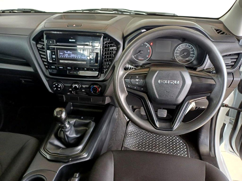 ISUZU D-MAX 1.9 Ddi HR L S/C P/U, image 2