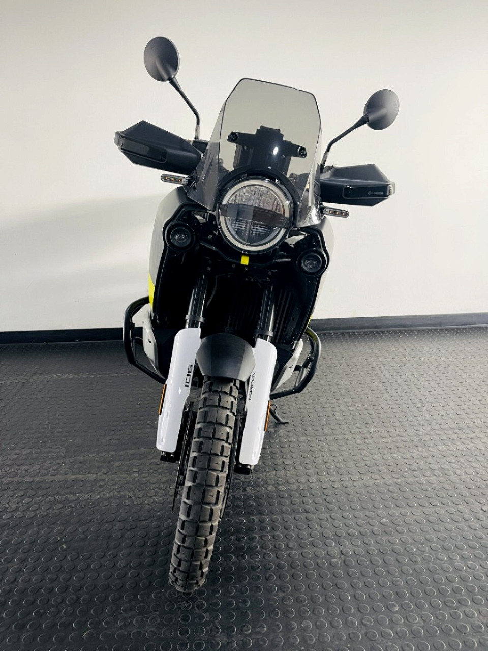 HUSQVARNA NORDEN 901, image 2