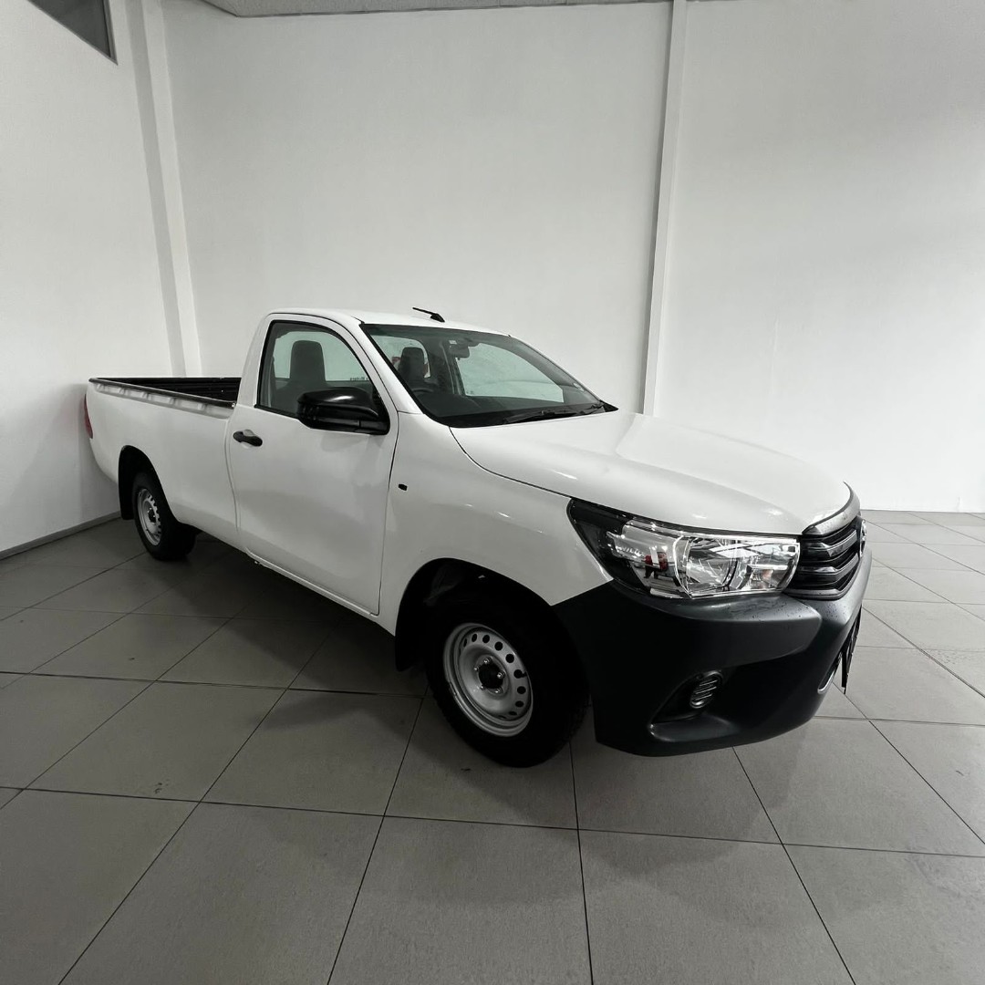 Toyota Hilux 2.0 S (aircon), image 1