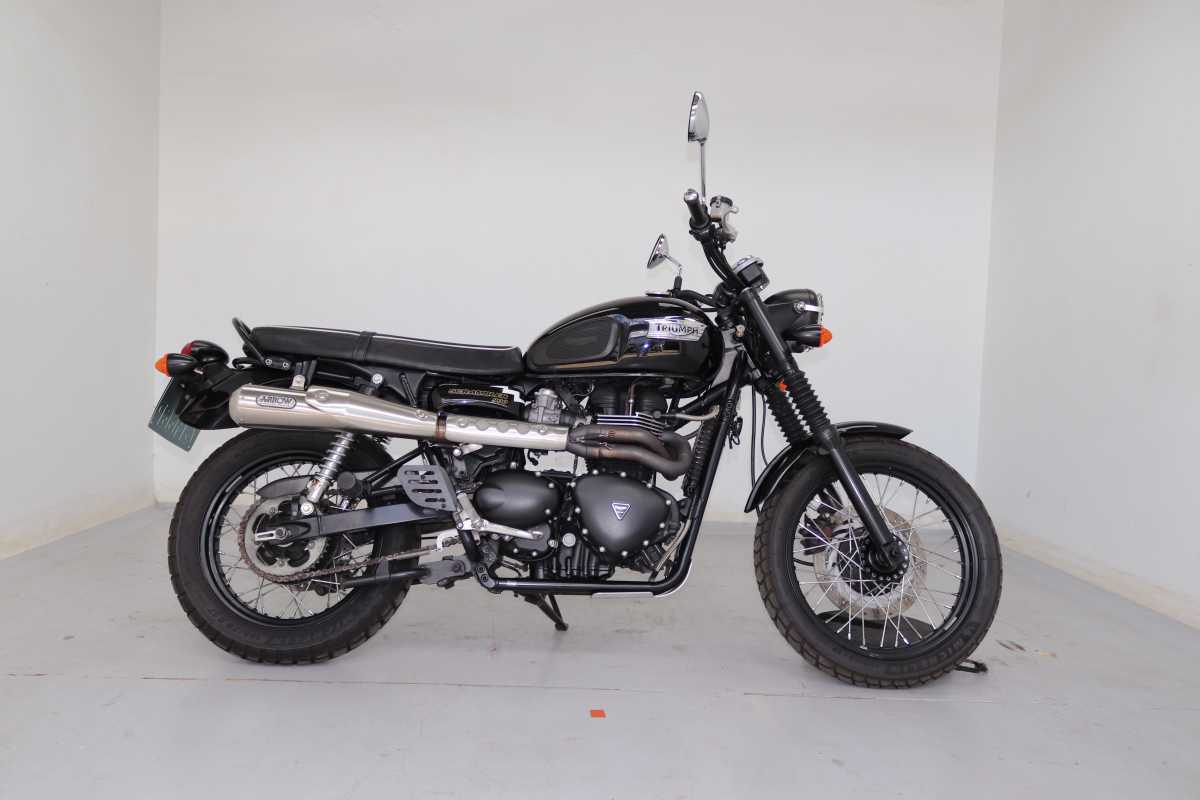 TRIUMPH BONNEVILLE, image 1