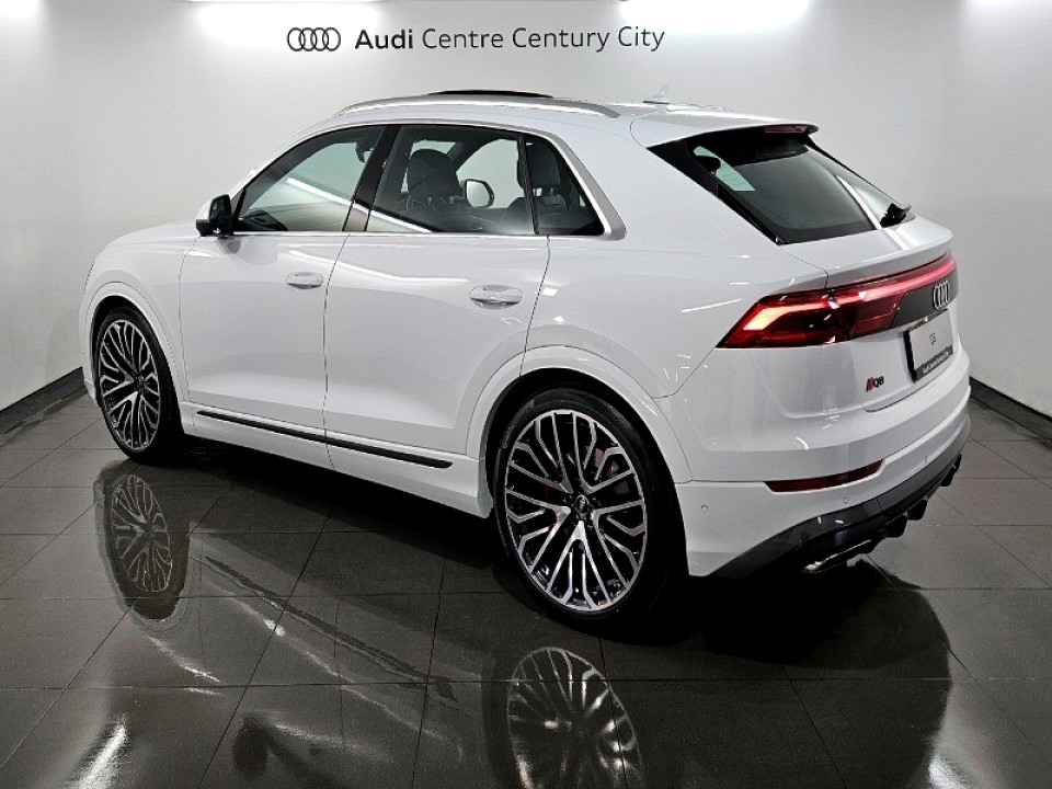 AUDI Q8 45TDI QUATTRO TIP PLATINUM EDITION, image 2