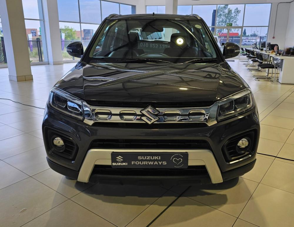Suzuki Vitara Brezza 1.5 GLX, image 2