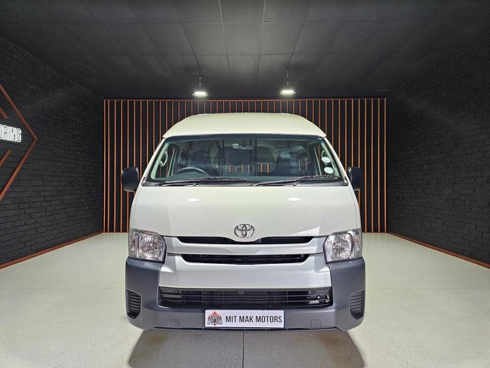 Toyota Hiace 2.5D-4D Ses\'fikile 16s, image 2