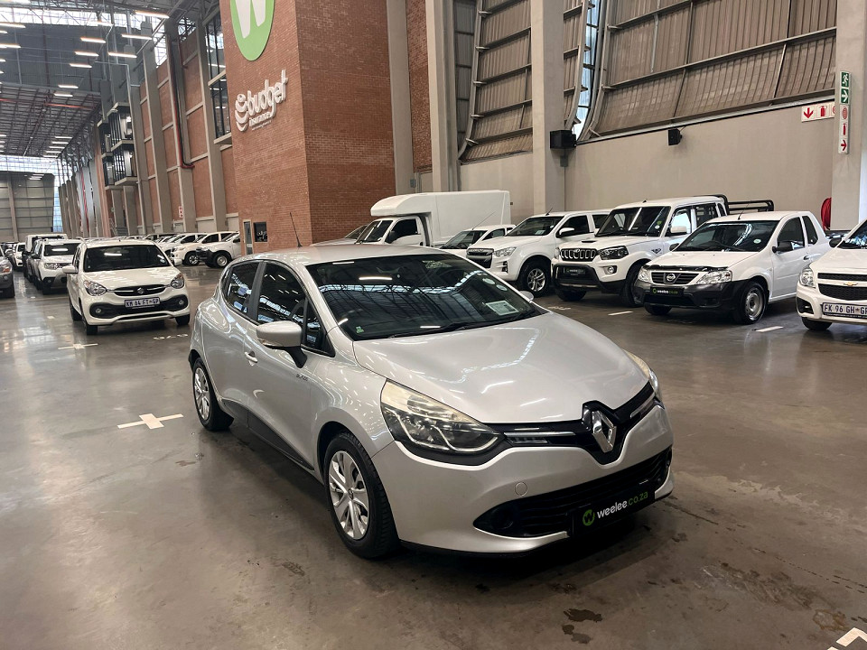 RENAULT CLIO IV 900T BLAZE LTD EDITION 5DR (66KW), image 1