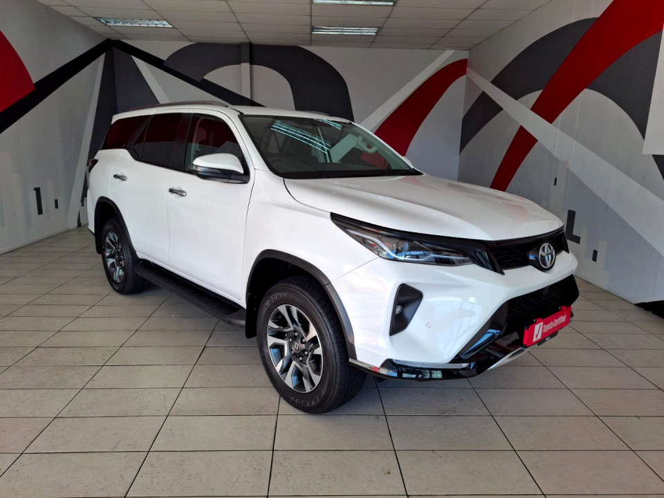 TOYOTA FORTUNER 2.4GD-6 4X4 A/T, image 1