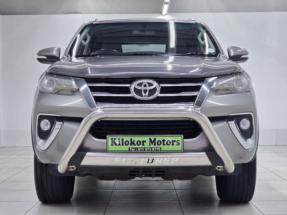 TOYOTA FORTUNER 2.8GD-6 R/B A/T, image 2