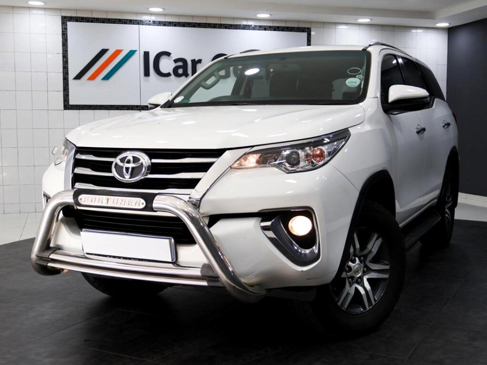 TOYOTA FORTUNER 2.4GD-6 R/B, image 1