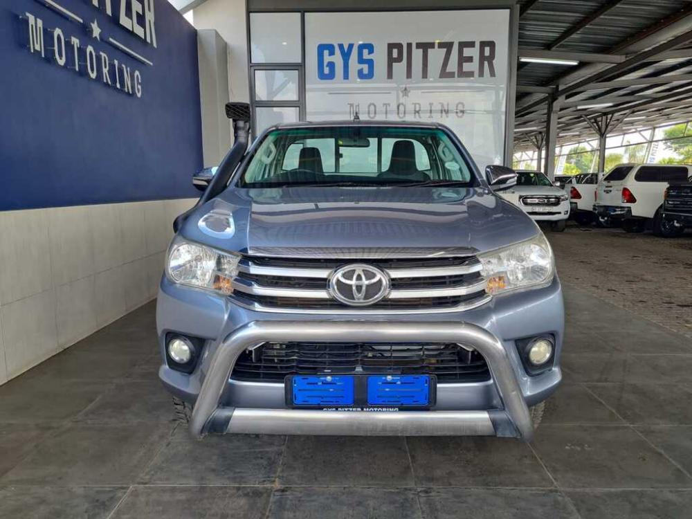 Toyota Hilux 2.8GD-6 4x4 Raider, image 2