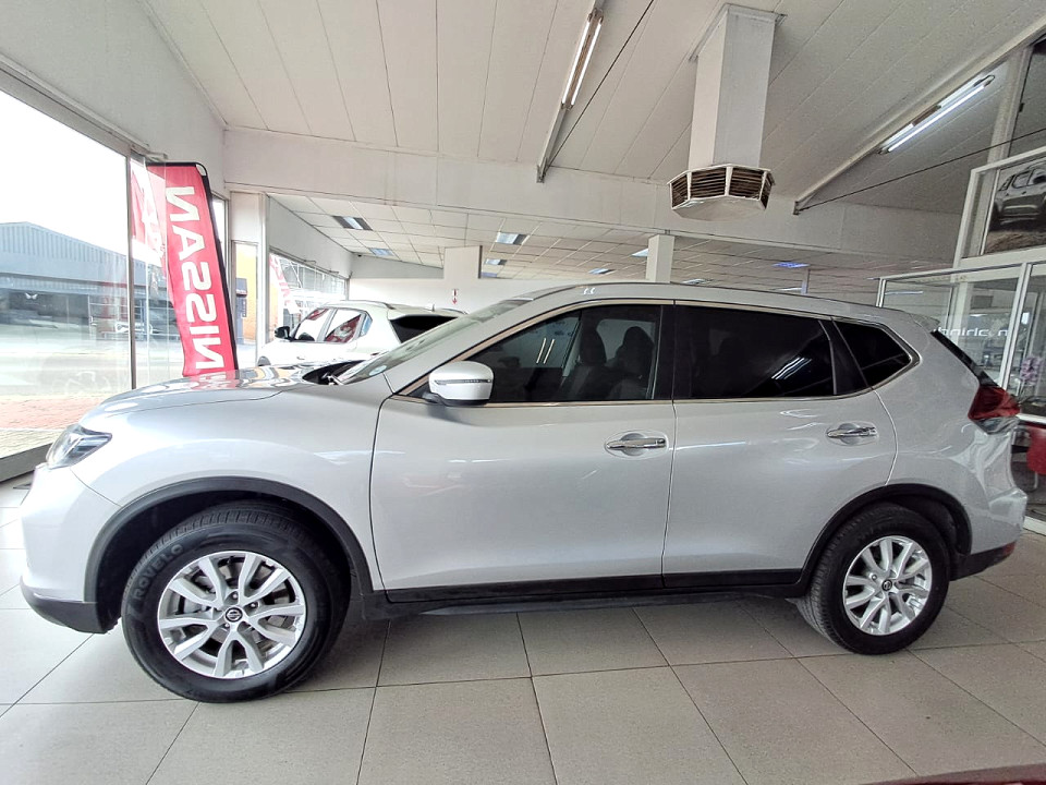 NISSAN X TRAIL 2.0 VISIA, image 2