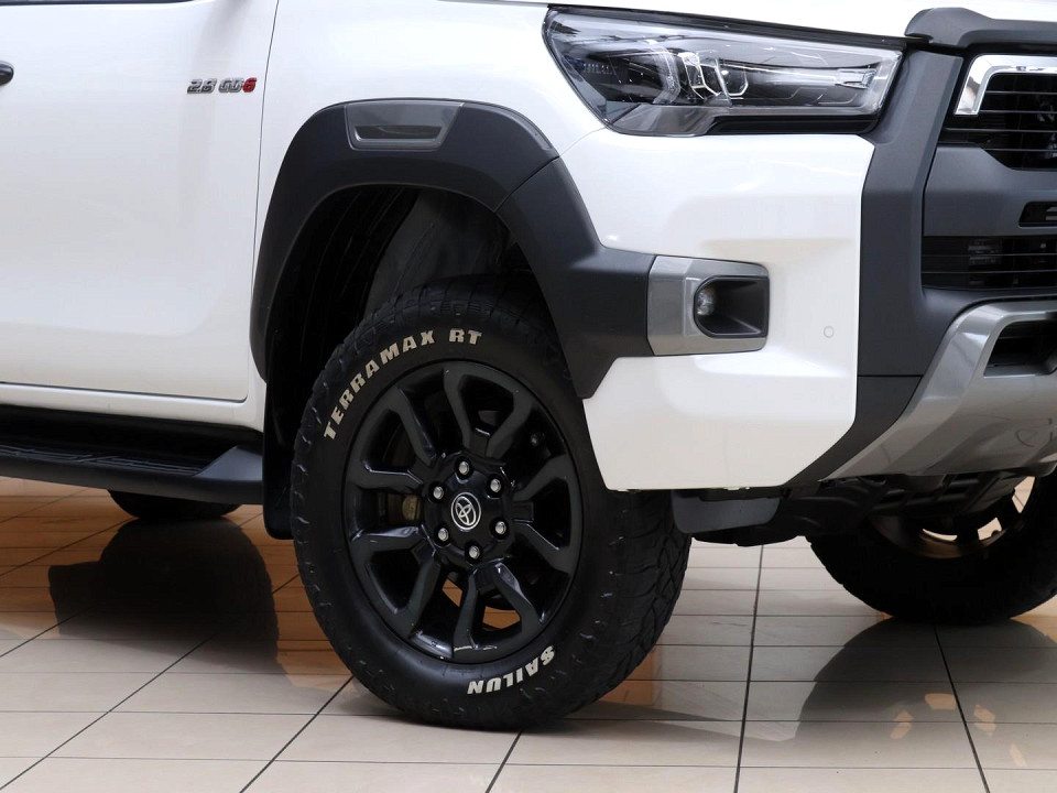TOYOTA HILUX 2.8 GD-6 RB LEGEND A/T P/U E/CAB, image 2